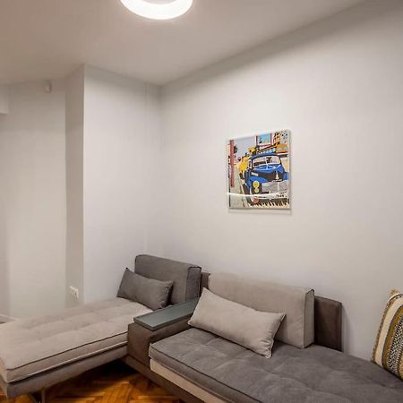 Karolou Ntil- Ground Floor Suite Saloniki Zewnętrze zdjęcie